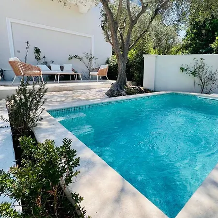 Magnolia Private Pool 3 Bedrooms